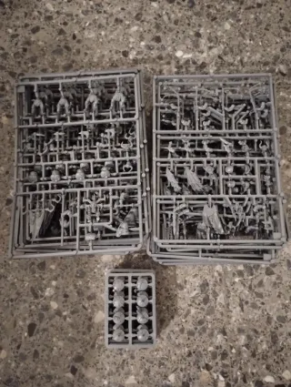 Warhammer Fantasy Old World AOS Bárbaros del Caos