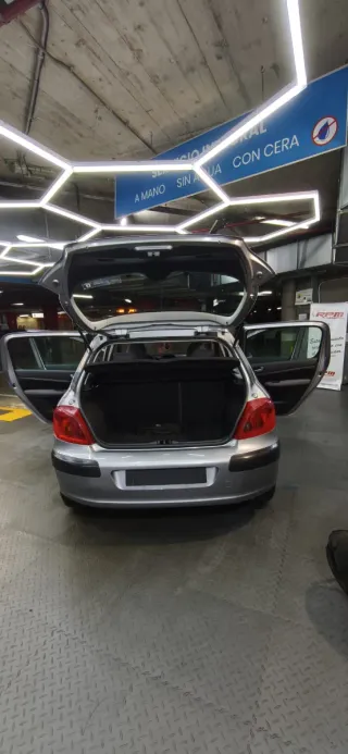 PEUGEOT 307 XR 2.0HDi //ÚNICO DUEÑO//.