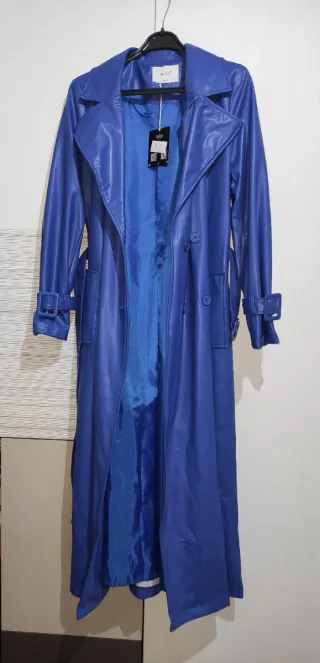 Gabardina larga azul mujer.