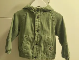Cazadora Zara verde caqui bebé 12-18m