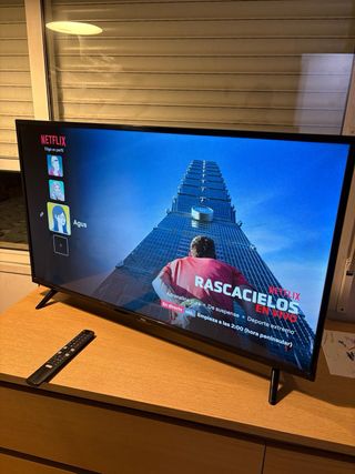 TCL Smart TV 40” Full HD