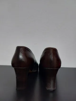 Scarpe Paola Ferri marroni in pelle