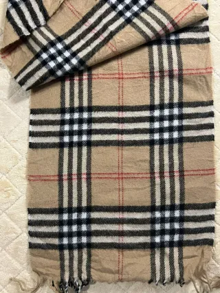 Bufanda  Beige y Negra