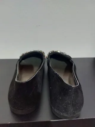 Scarpe eleganti nere con strass