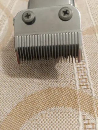 Máquina Cortapelo Profesional Plateada