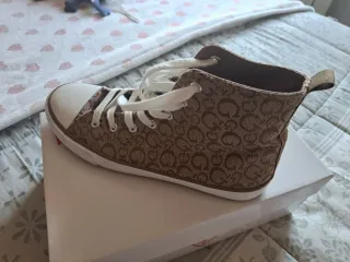 Bambas Guess Blancas