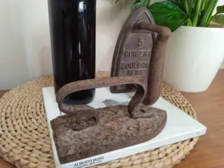 Pareja de planchas antiguas de hierro fundido