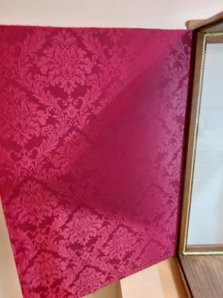 Vitrina / Hornacina / Capilla de madera, Olot.