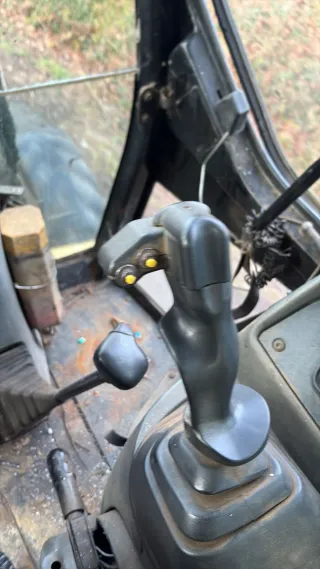 Retroexcavadora Caterpillar 432D