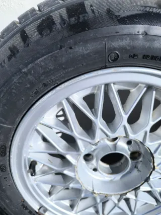 Llantas BBS 14 BMW E30 con neumáticos