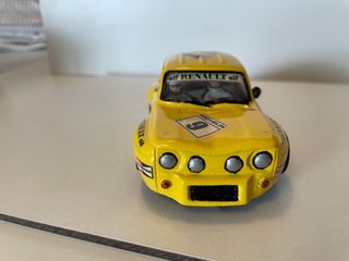 Scalextric TEAM SLOT Renault 8 TS Gr.5 amarillo 97