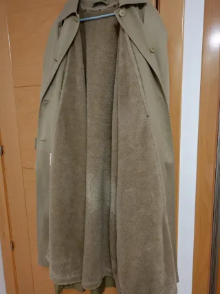 Gabardina beige con forro polar