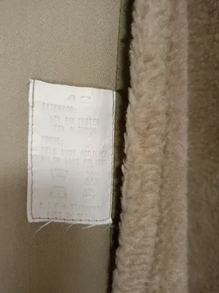 Gabardina beige con forro polar