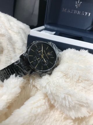 Reloj Maserati Negro y Dorado