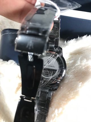 Reloj Maserati Negro y Dorado