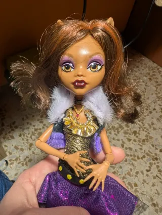 Clawdeen Wolf Ghouls Alive Muñeca