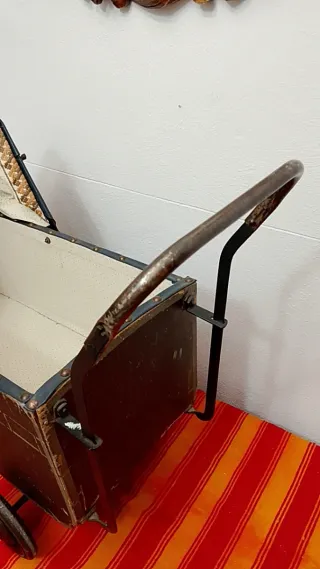 Cochecito de muñecas antiguo años 30
