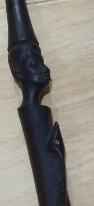 Bastón Africa esculpido,madera ebano? Tanzania.