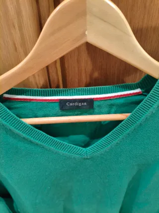 Jersey Cardigan Verde Cuello Pico