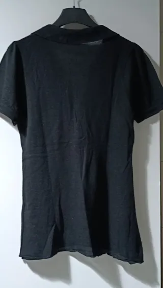 Maglia scollata 50% lana