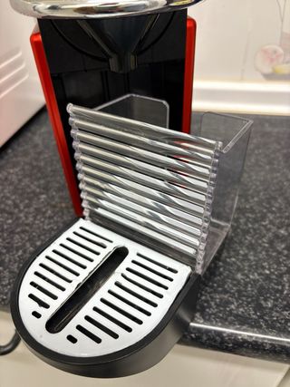 Cafetera Nespresso Pixie Roja Krups