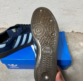Adidas Spezial Azul Marino y Claro