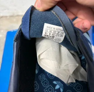 Adidas Spezial Azul Marino y Claro