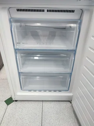 Nevera combi marca Bosch 186/60cm clasea A++