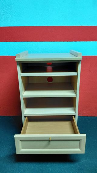 Mueble de oficina con cajón y ruedas