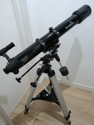 Telescopio Skywatcher 90/910 EQ2