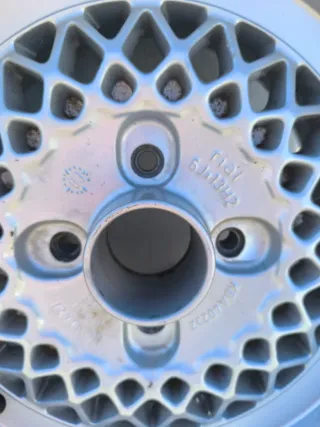 Llantas Rial VW/BMW con neumáticos