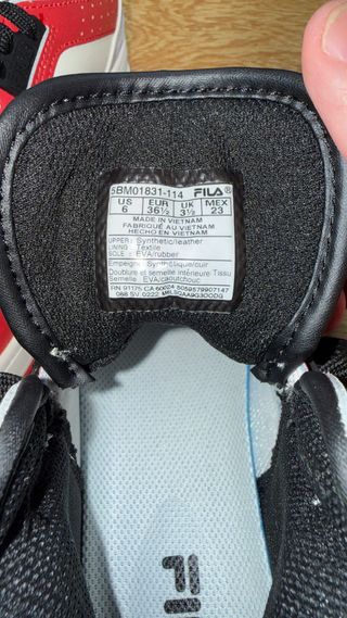 Zapatillas Fila Talla 36.5 Rojas y Blancas, nuevas