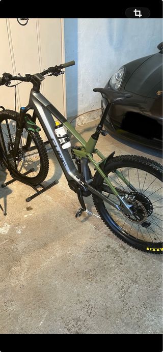 E-Bike CUBE Stereo 140 TM carbono