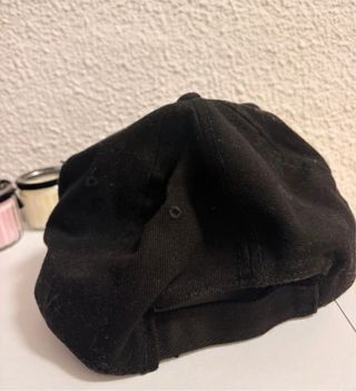 Gorra promocional Mano de Santo negra