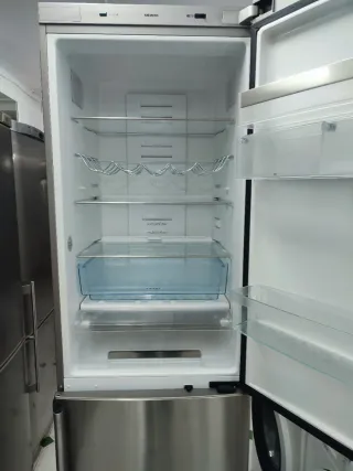 Nevera combi marca Siemens 200/60cm clase A+
