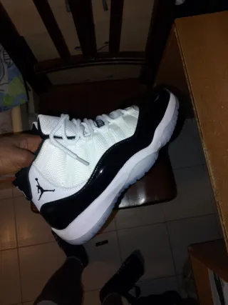 Nike Air Jordan 11 Retro Concord size 45 [EU]