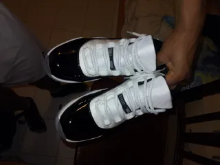 Nike Air Jordan 11 Retro Concord size 45 [EU]