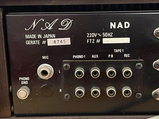 Amplificatore NAD Modello 90