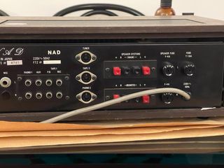 Amplificatore NAD Modello 90