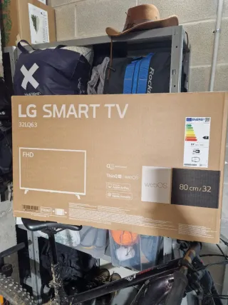 Televisor LG Smart TV 32 FHD