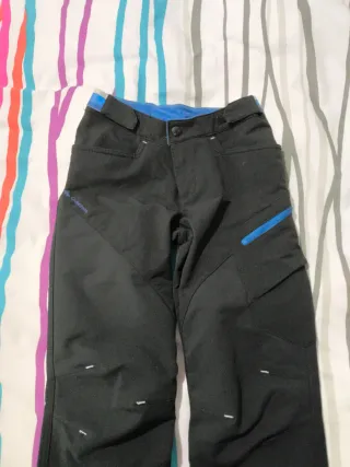 Pantalón montaña trekking niño/a T.10