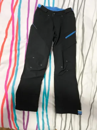 Pantalón montaña trekking niño/a T.10