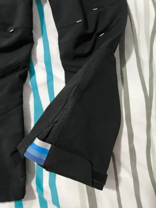 Pantalón montaña trekking niño/a T.10