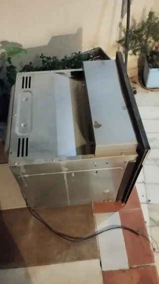 Horno Candy no funciona ventilador calenta bien