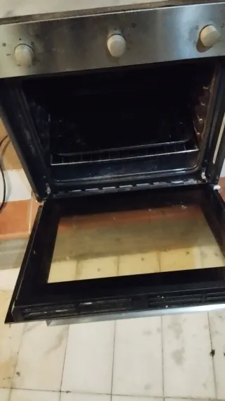 Horno Candy no funciona ventilador calenta bien