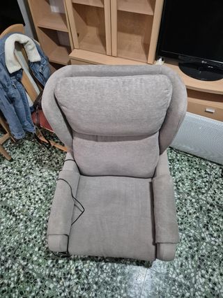 Sofá reclinable de tela gris