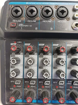 Consola de Mezcla Depusheng U6