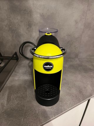 Macchina Caffè Lavazza A Modo Mio Gialla