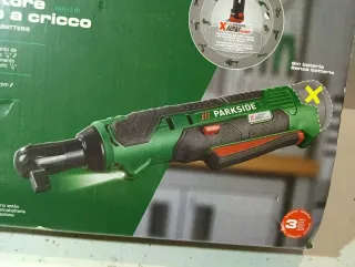 Llave 12V Parkside + Batería 2Ah y Cargador