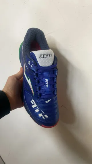 Scarpe Joma Blu e Rosse